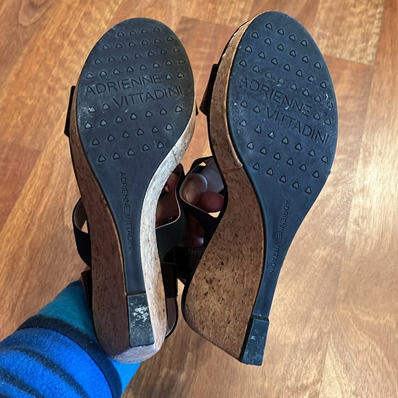 Like new Adrienne Vittadini cork wedges - Picture 7 of 14